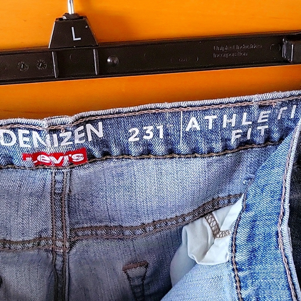 Levi Denizen Athletic fit jeans 231